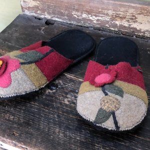 Handmade wool slippers size 6